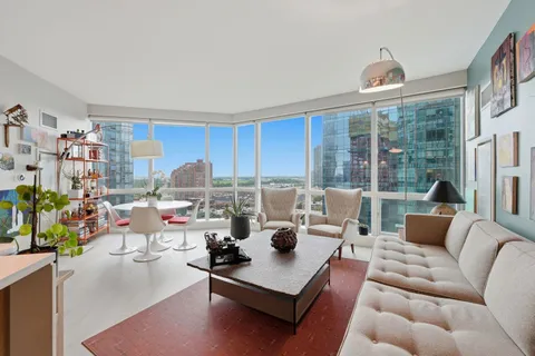 $1,199,000 | 77 Hudson Street, Unit 1811, Jersey City, NJ 07302