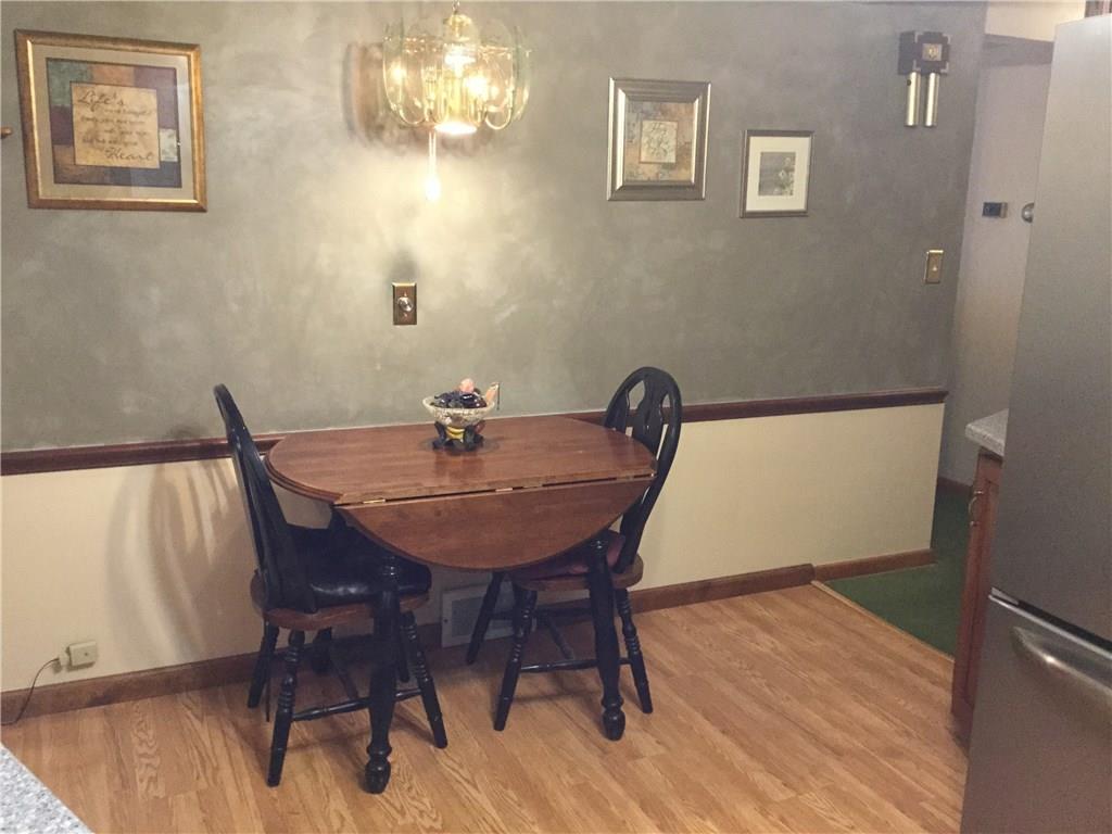 296 South Keel Ridge Road Hermitage, PA 16148 - Photo 8 of 25 EAT-IN KITCHEN
