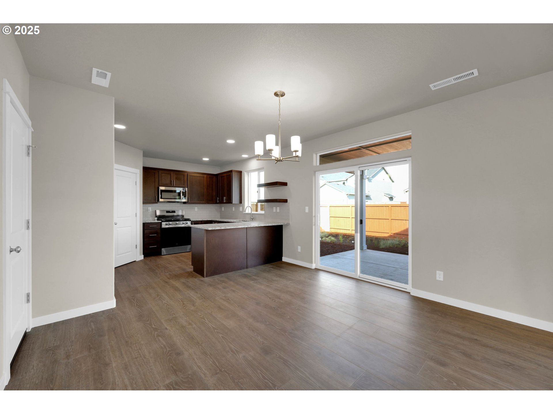 5679 Magnificence Way Eugene, OR 97402 - Photo 13 of 45