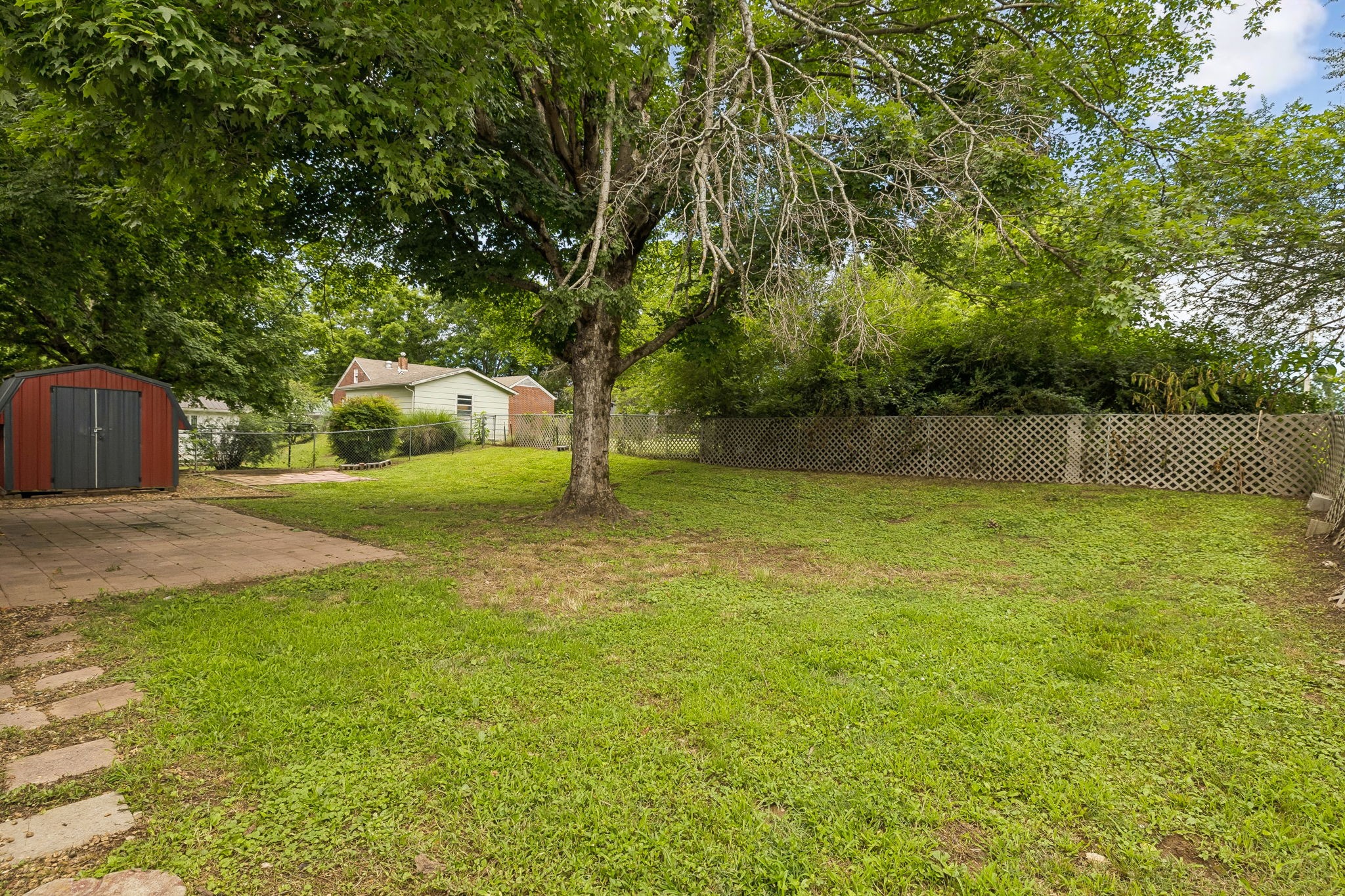 111 Morrison Street Centerville, TN 37033 - Photo 20 of 24