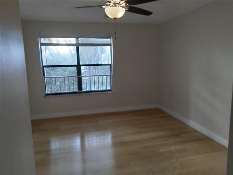 4261 West McNab Road, Unit 32 Pompano Beach, FL 33069 - Photo 4 of 20 Photo 4
