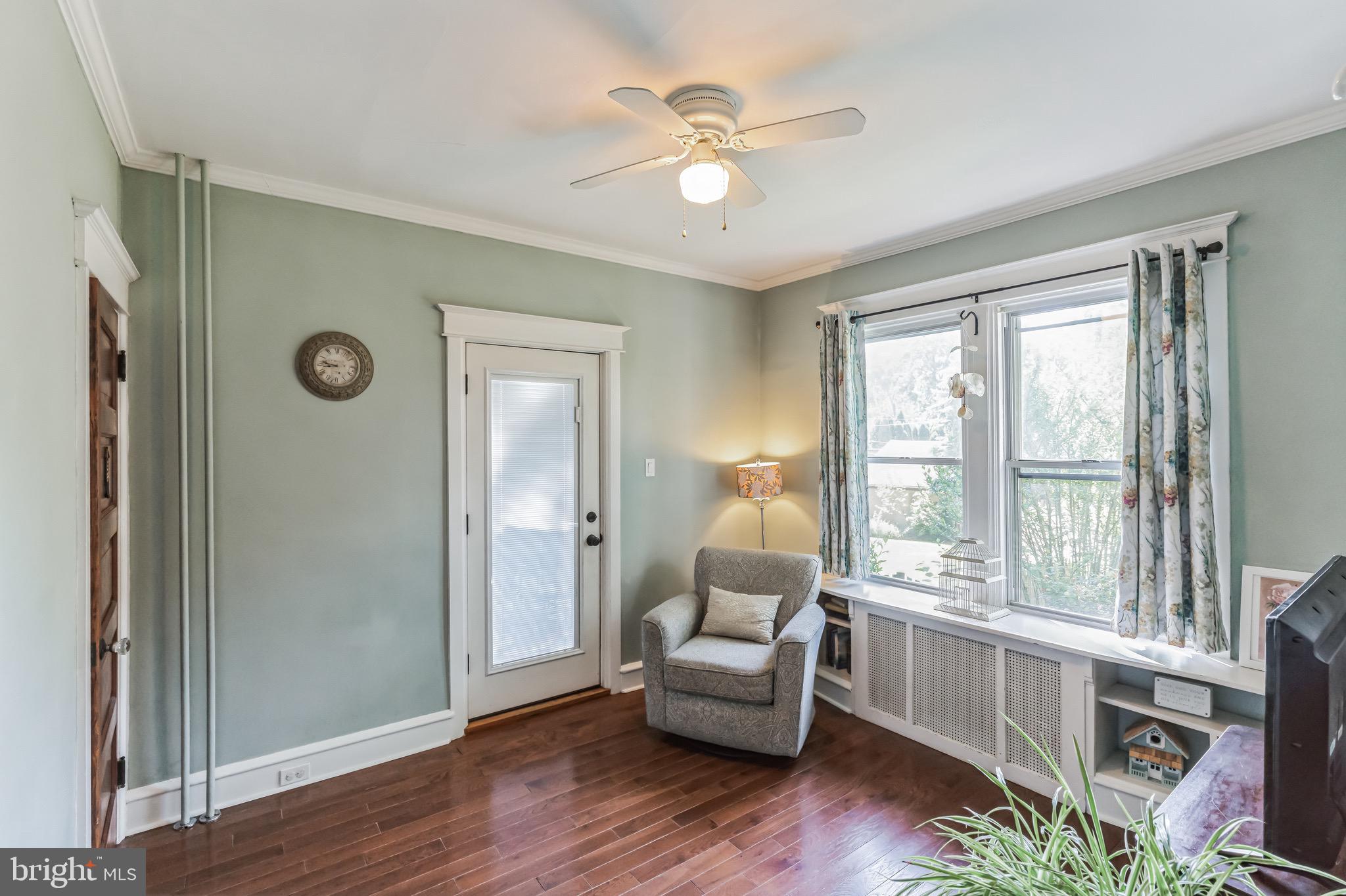 25 Ridley Avenue Aldan, PA 19018 - Photo 19 of 37 You can hide from your fam here or escape outback.