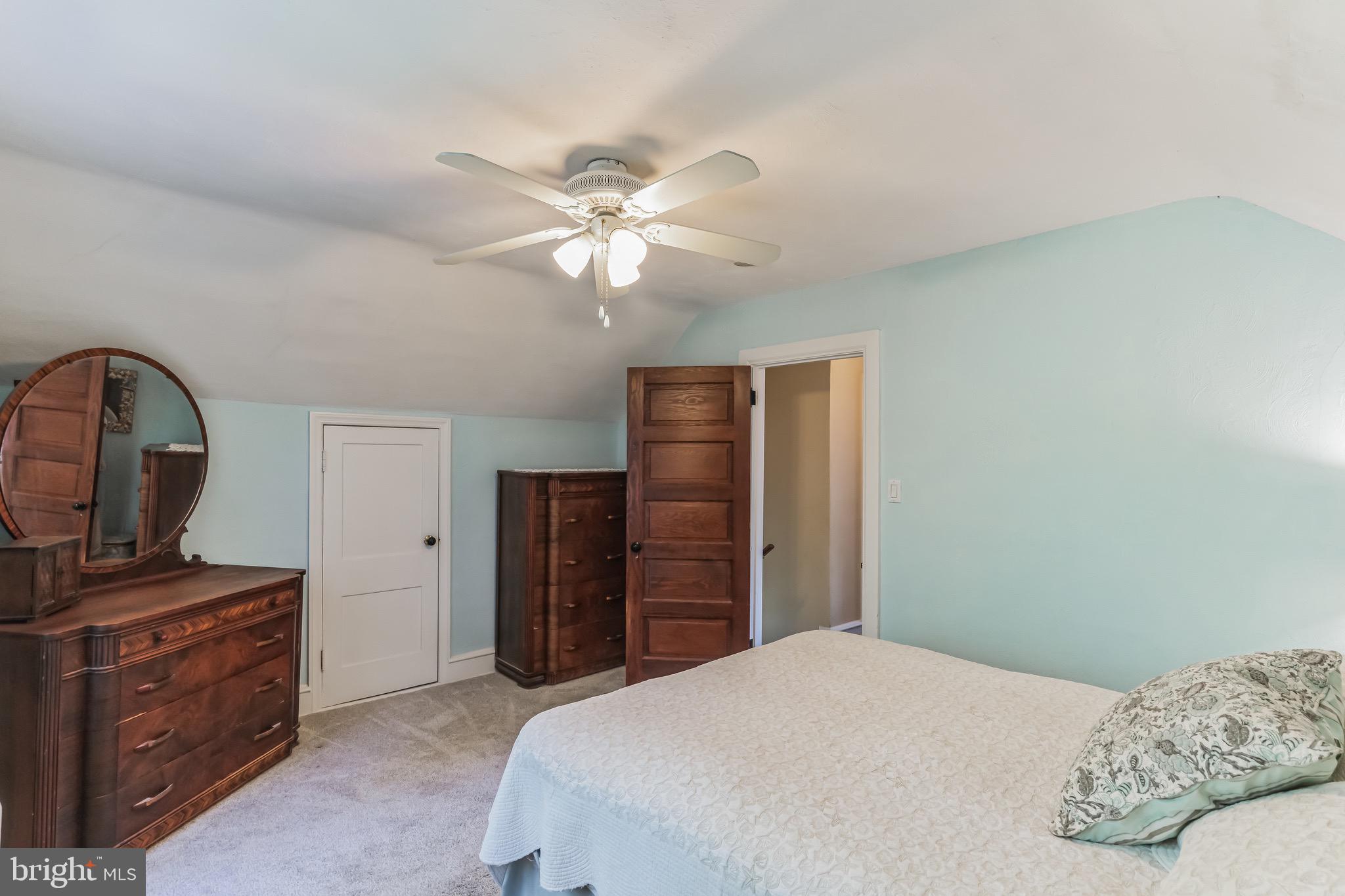 25 Ridley Avenue Aldan, PA 19018 - Photo 23 of 37 Isn't it relaxing?!