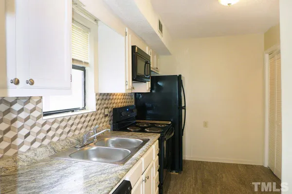 $2,995 | 510 South Merritt Mill Road, Unit A, Chapel Hill, NC 27516