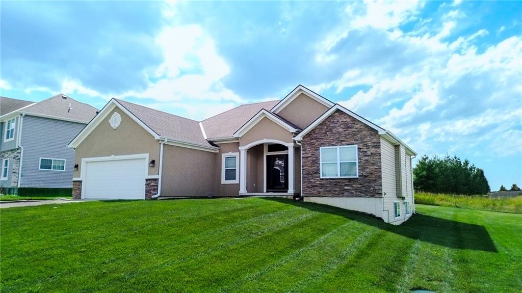 13944 Indian Ridge Road St. Joseph, MO 64505 - Photo 1 of 46 Gallery Image 1