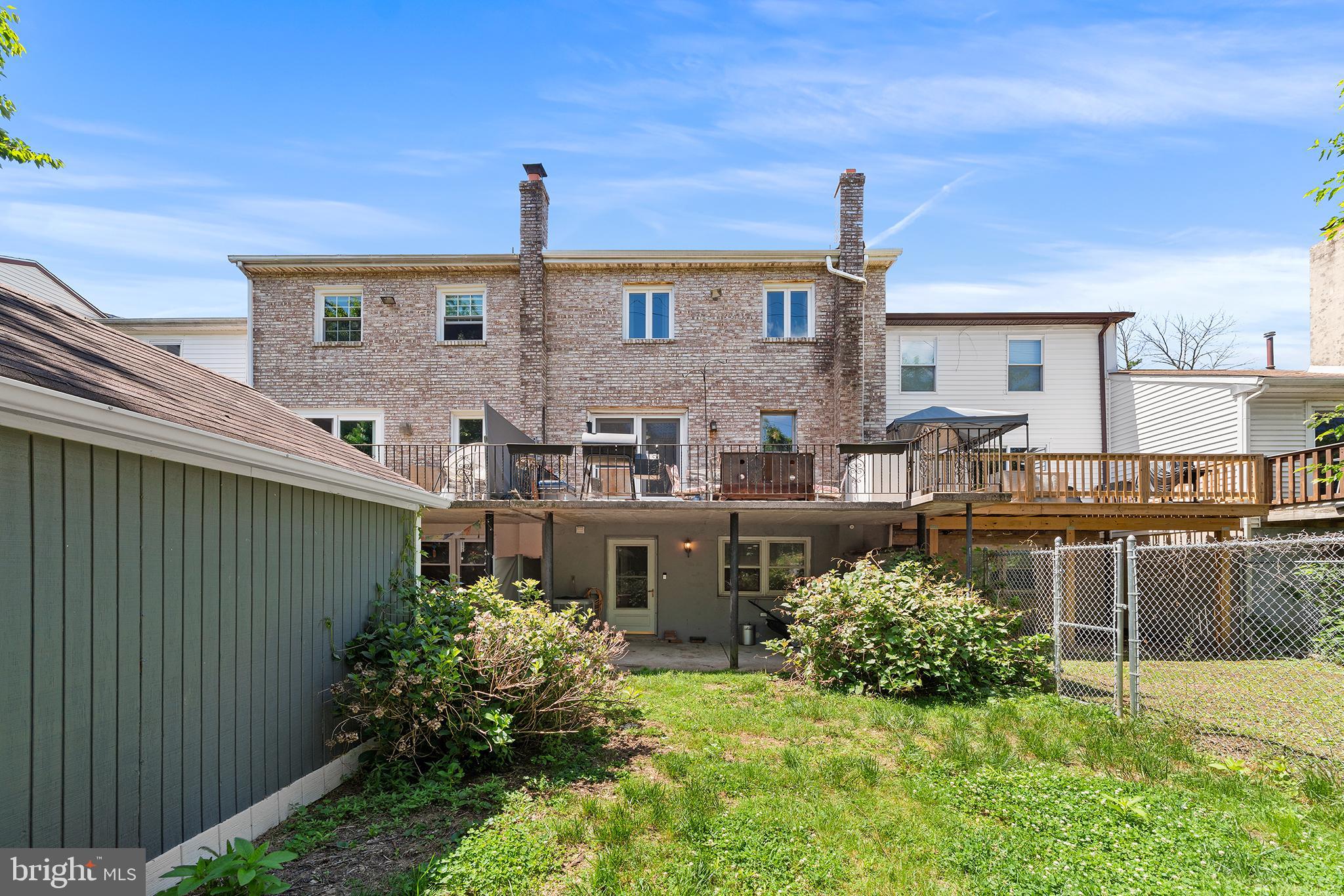 607 St Anthony Lane Upper Darby, PA 19082 - Photo 30 of 31