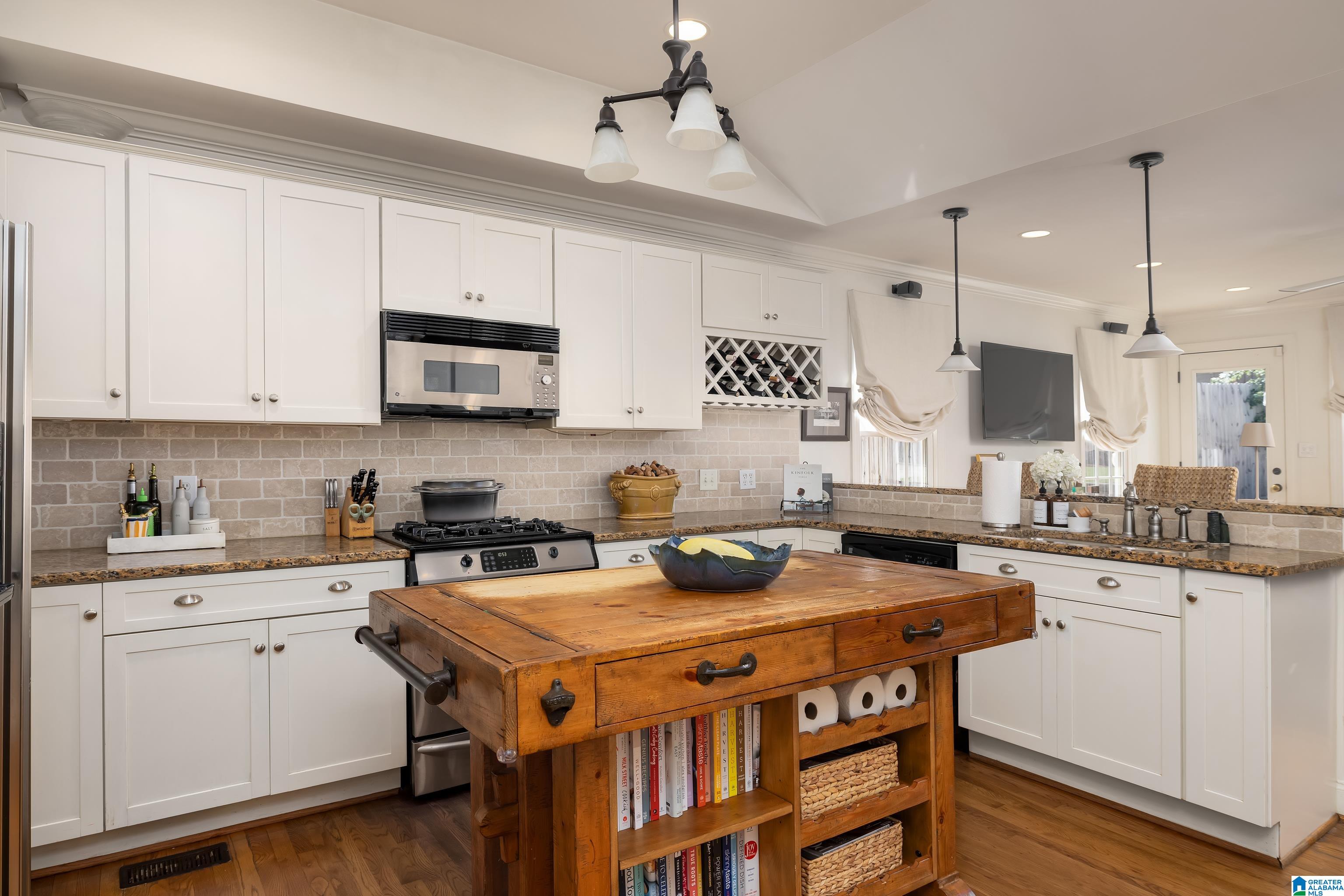 1805 Lancaster Road Birmingham, AL 35209 - Photo 14 of 39