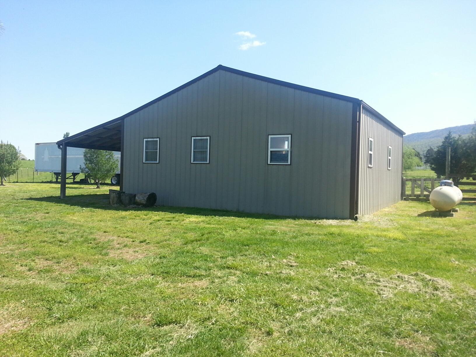 88 Herman Hickson Road Dunlap, TN 37327 - Photo 23 of 34 Barn