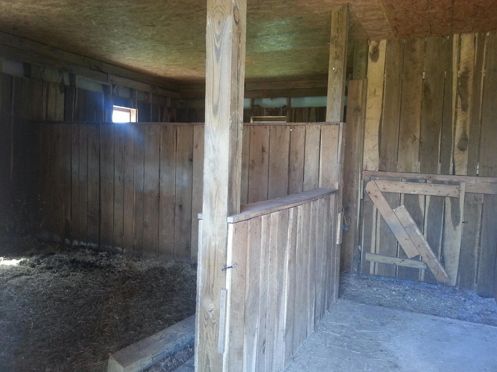 88 Herman Hickson Road Dunlap, TN 37327 - Photo 27 of 34 Stall