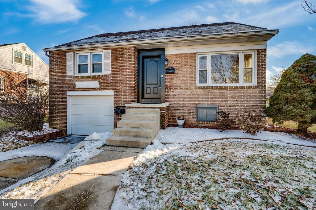 504 Harding Avenue Reading, PA 19607 - Photo 2 of 45 a front view of a house with a yard