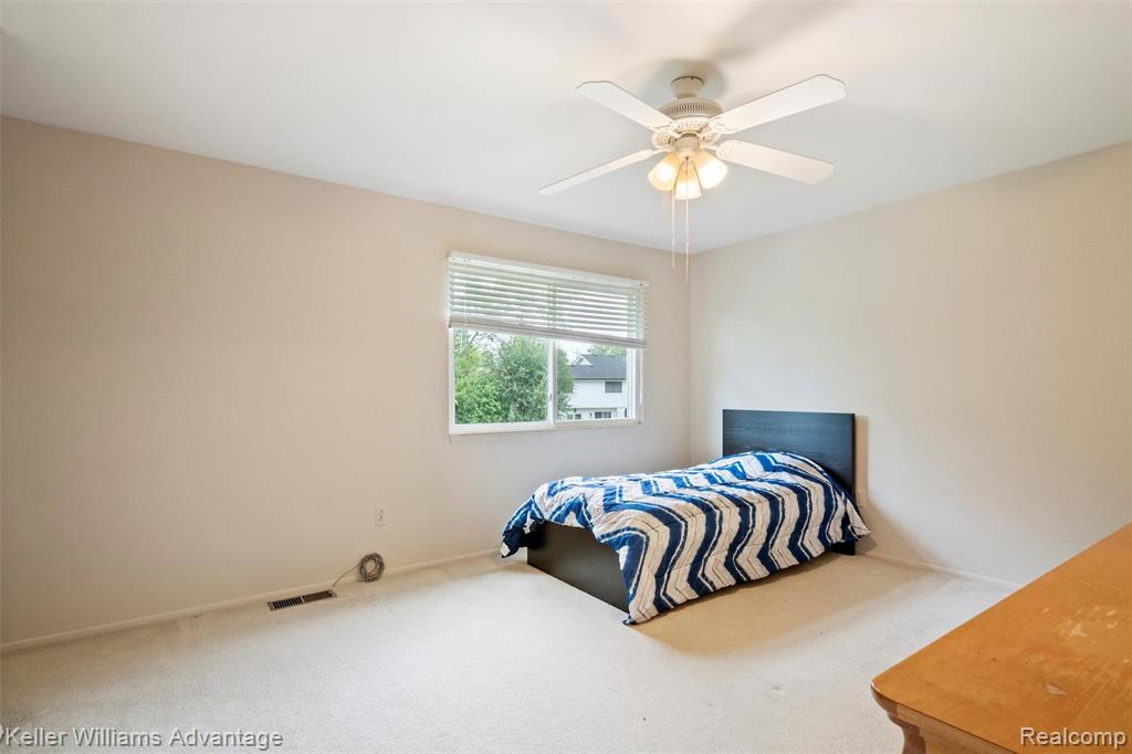 5016 Patrick Road West Bloomfield, MI 48322 - Photo 33 of 71 Gallery Image 33