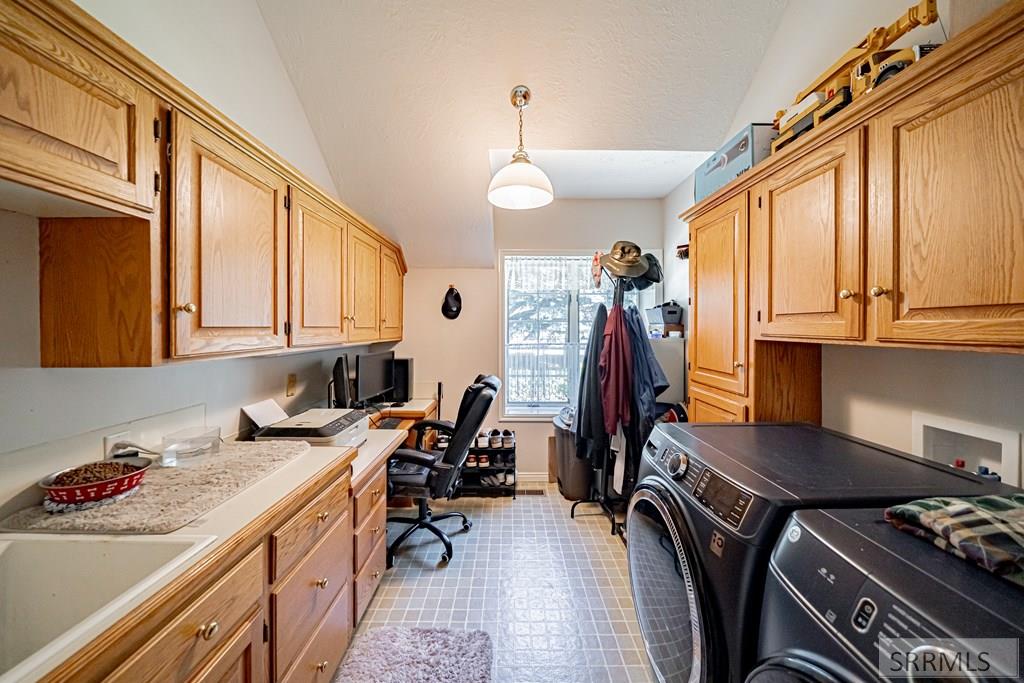 706 South Bellin Road Idaho Falls, ID 83402 - Photo 21 of 80