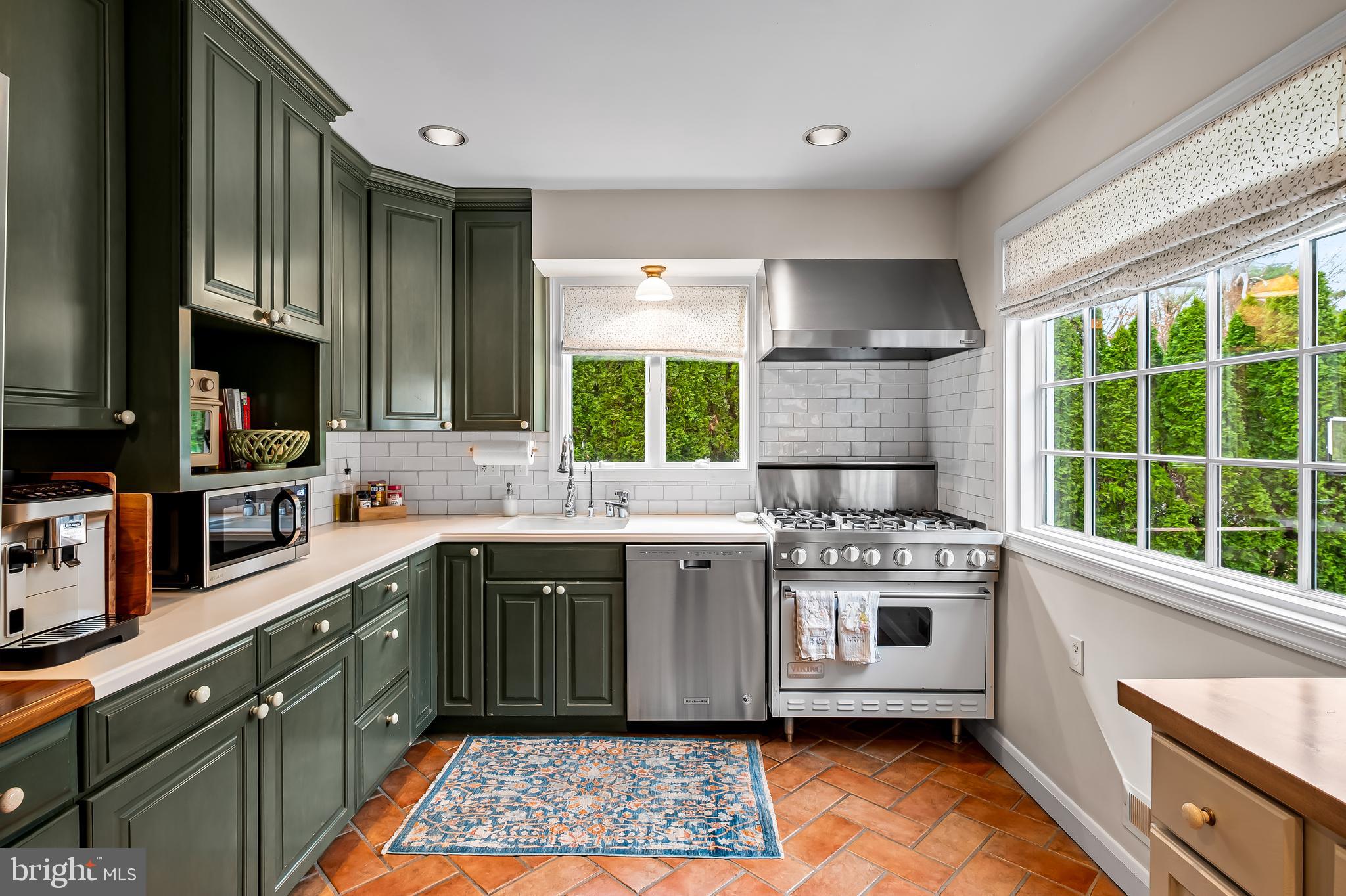 5700 Greenleaf Road Baltimore, MD 21210 - Photo 12 of 42 Kitchen