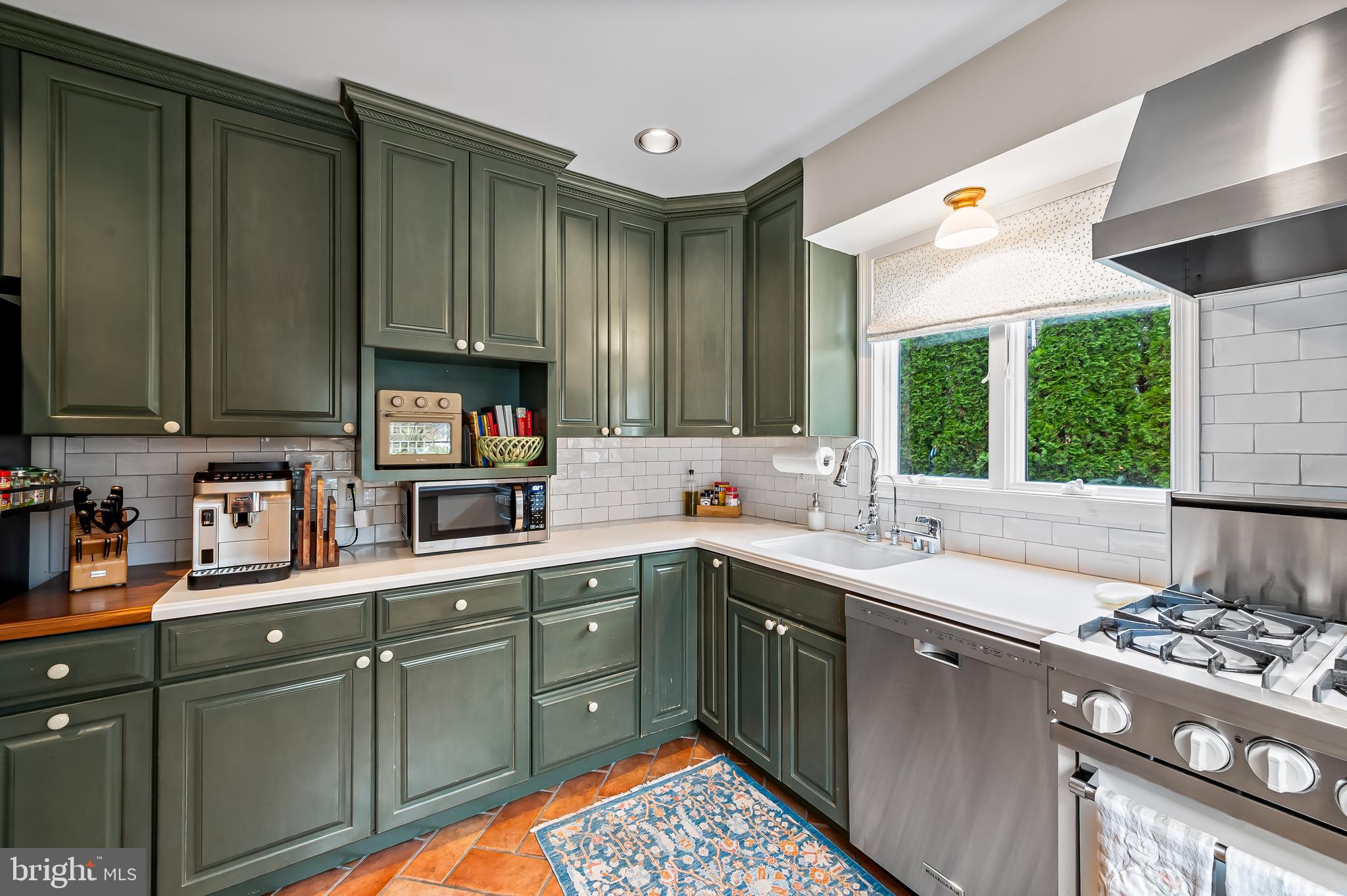 5700 Greenleaf Road Baltimore, MD 21210 - Photo 13 of 42 Kitchen