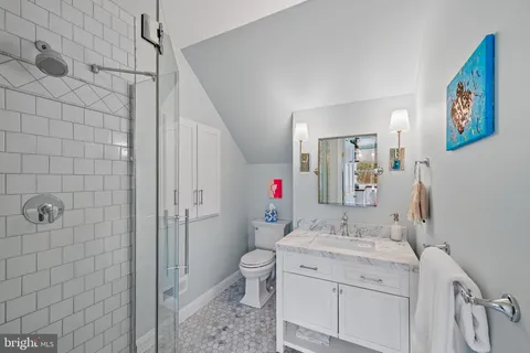 $975,000 | 5700 Greenleaf Road, Baltimore, MD 21210