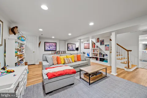 $975,000 | 5700 Greenleaf Road, Baltimore, MD 21210