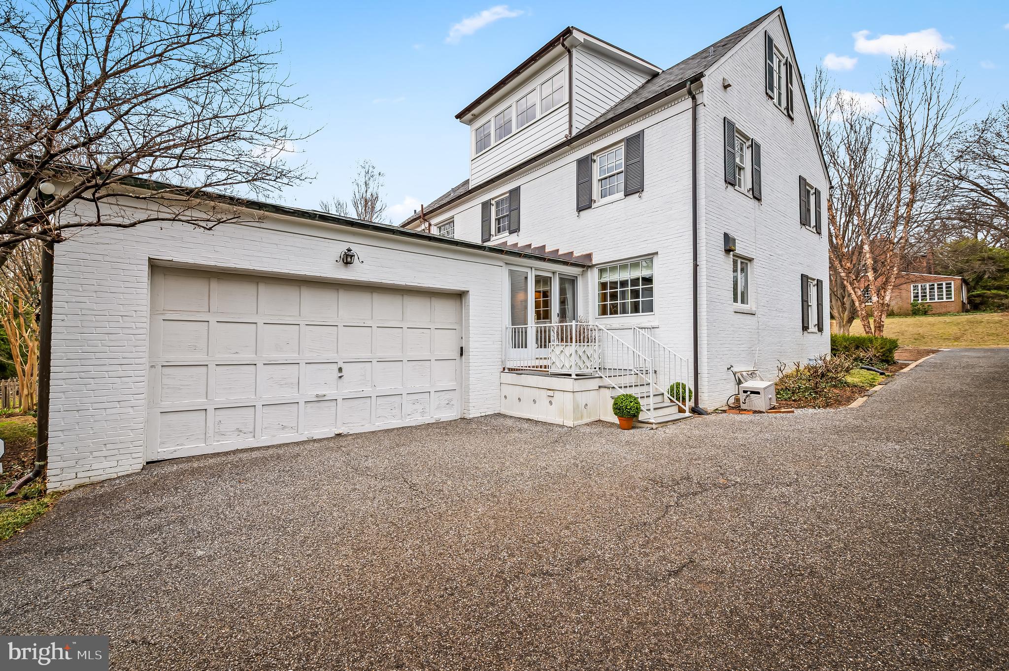 5700 Greenleaf Road Baltimore, MD 21210 - Photo 34 of 42 2 car garage