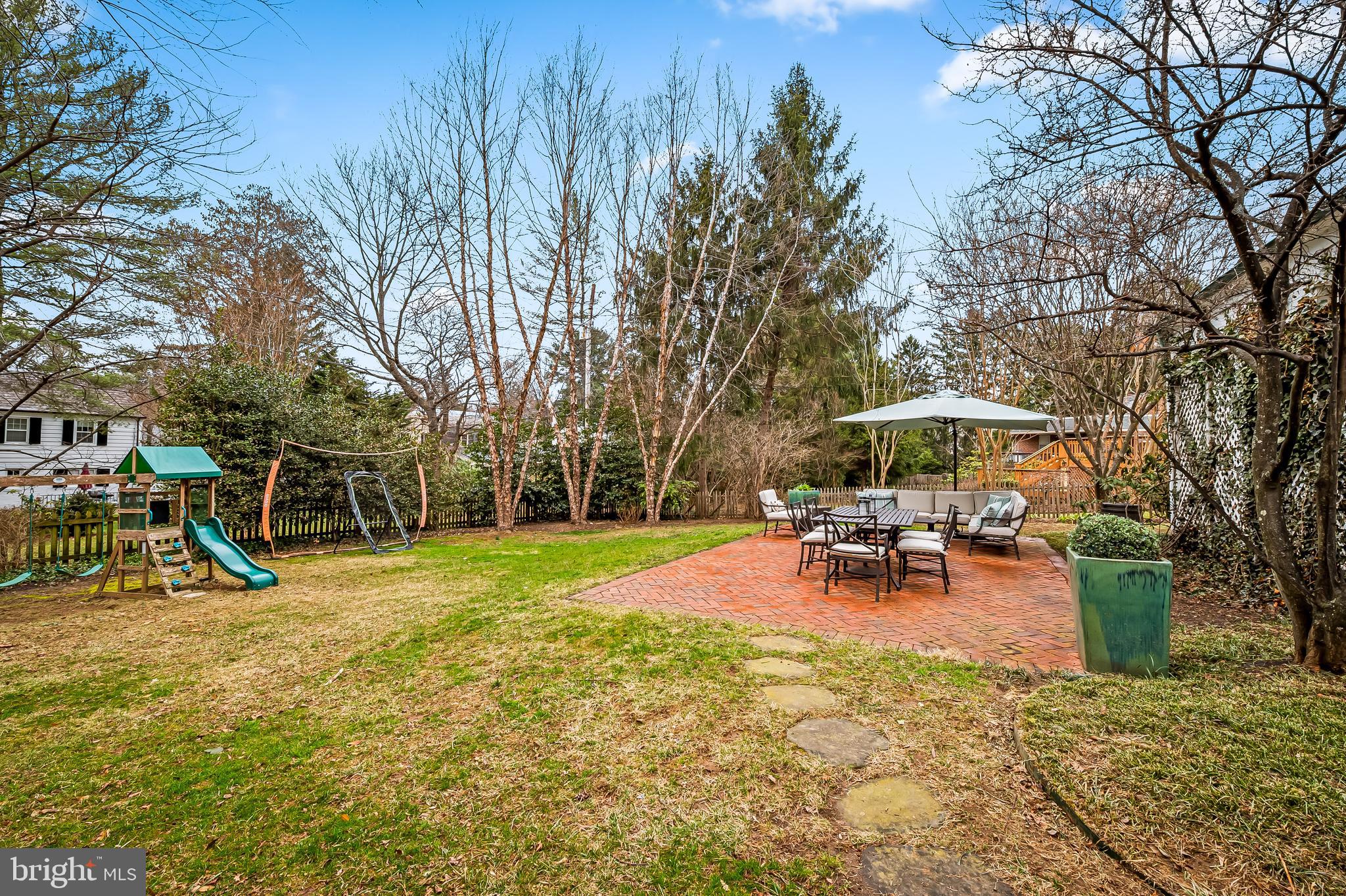 5700 Greenleaf Road Baltimore, MD 21210 - Photo 37 of 42 Large backyard