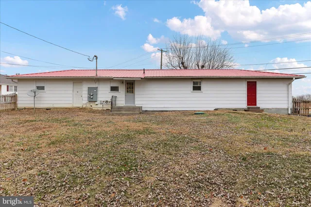 $489,900 | 130 White Oak Road, Stephens City, VA 22655