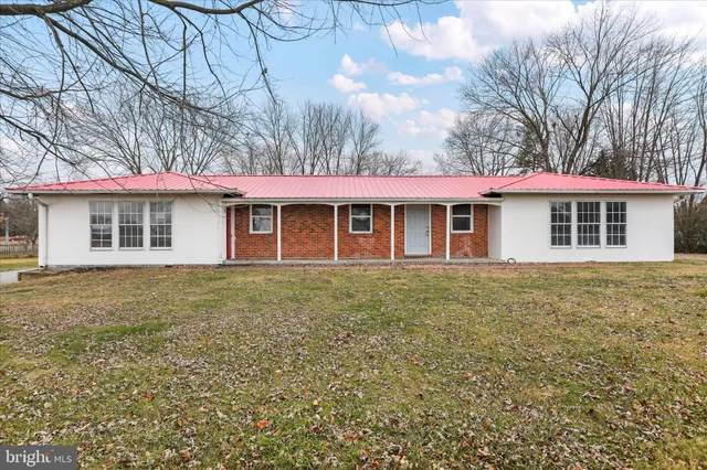 $489,900 | 130 White Oak Road, Stephens City, VA 22655