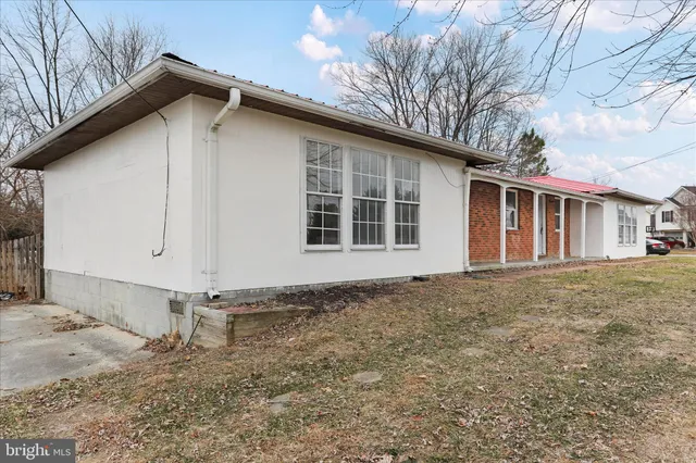 $489,900 | 130 White Oak Road, Stephens City, VA 22655