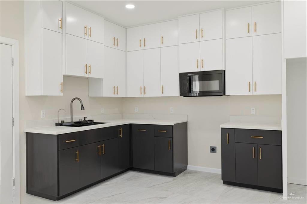 905 Skyview Street, Unit 1 Weslaco, TX 78596 - Photo 2 of 11