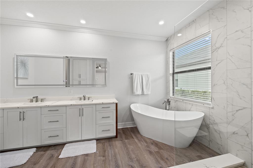 5947 Brandon Run Lakewood Ranch, FL 34211 - Photo 23 of 100