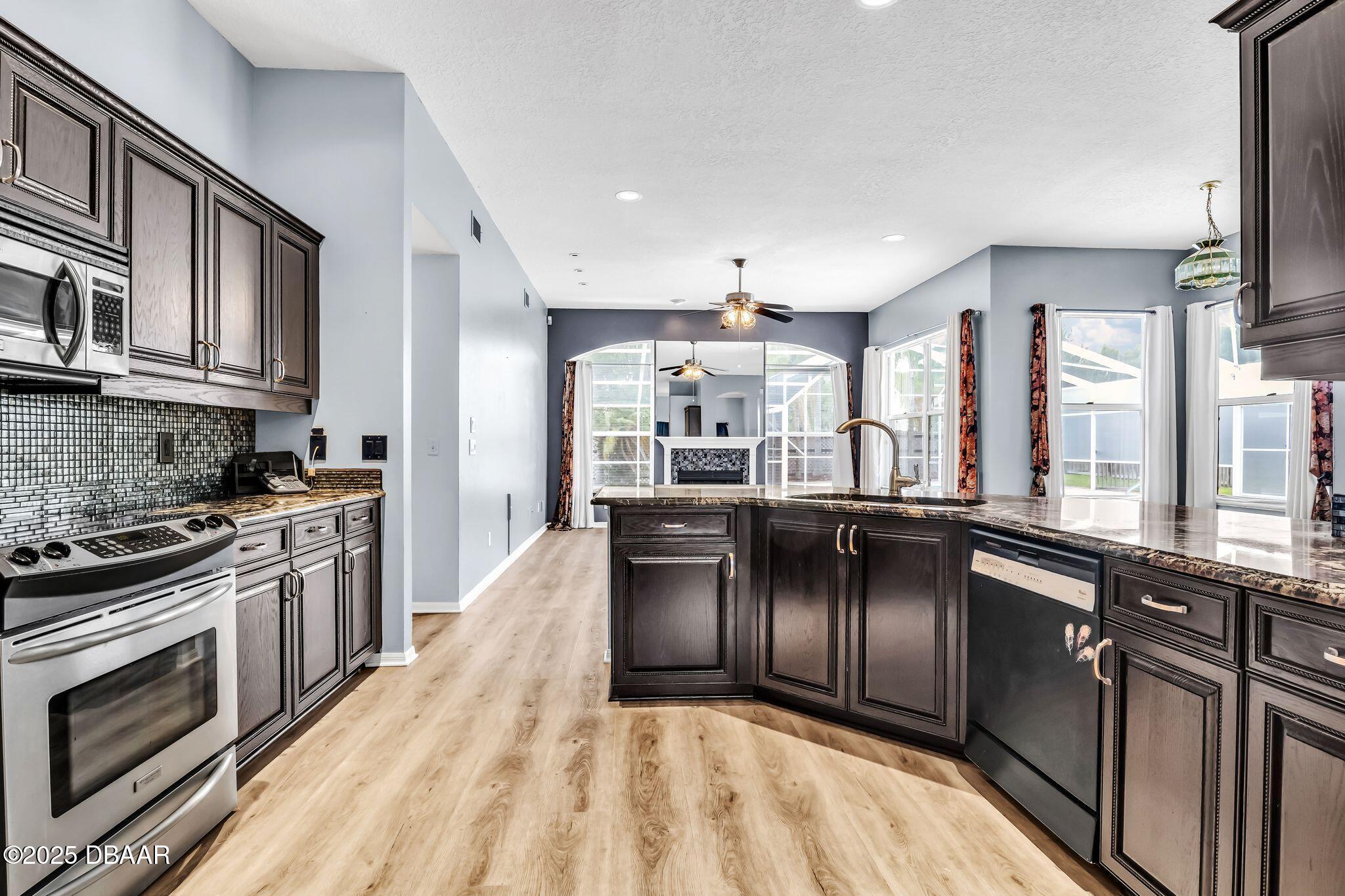 1001 Grassy Ridge Port Orange, FL 32127 - Photo 15 of 128 115