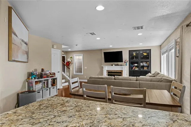 $710,000 | 223 Freedom, Upland, CA 91786