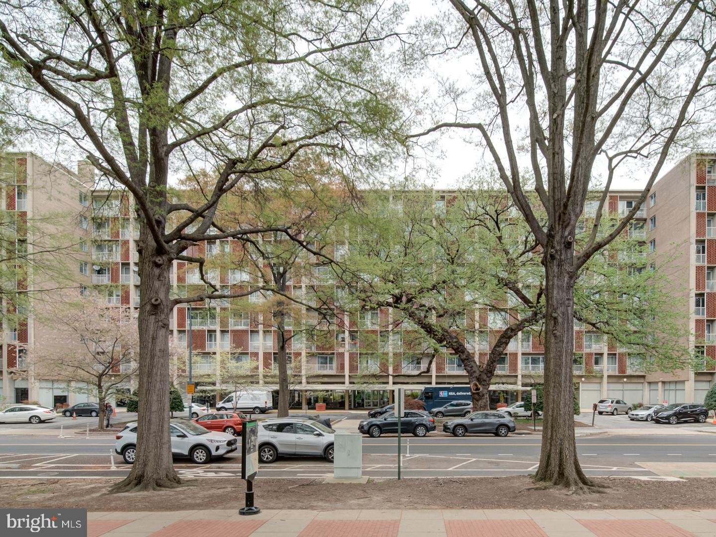 800 4th Street Southwest, Unit N703 Washington, DC 20024 - Photo 6 of 25