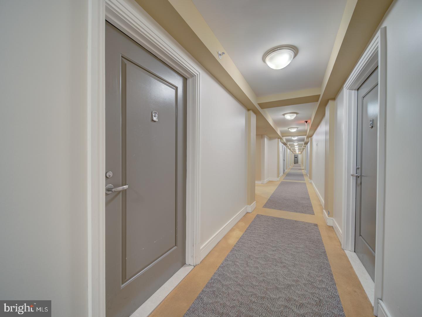 800 4th Street Southwest, Unit N703 Washington, DC 20024 - Photo 10 of 25 a view of hallway