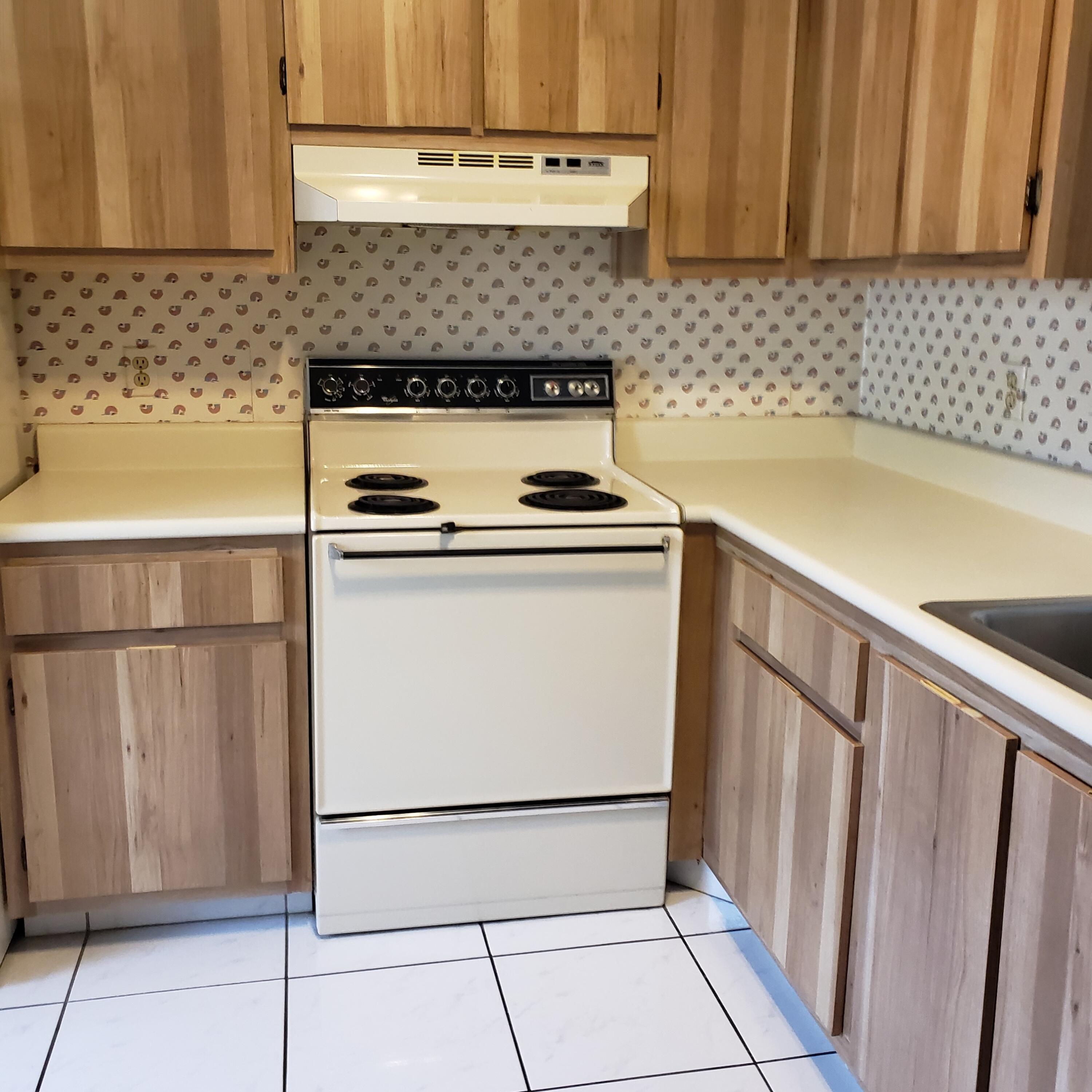 18739 Argosy Drive Boca Raton, FL 33496 - Photo 4 of 25 kitchen 1