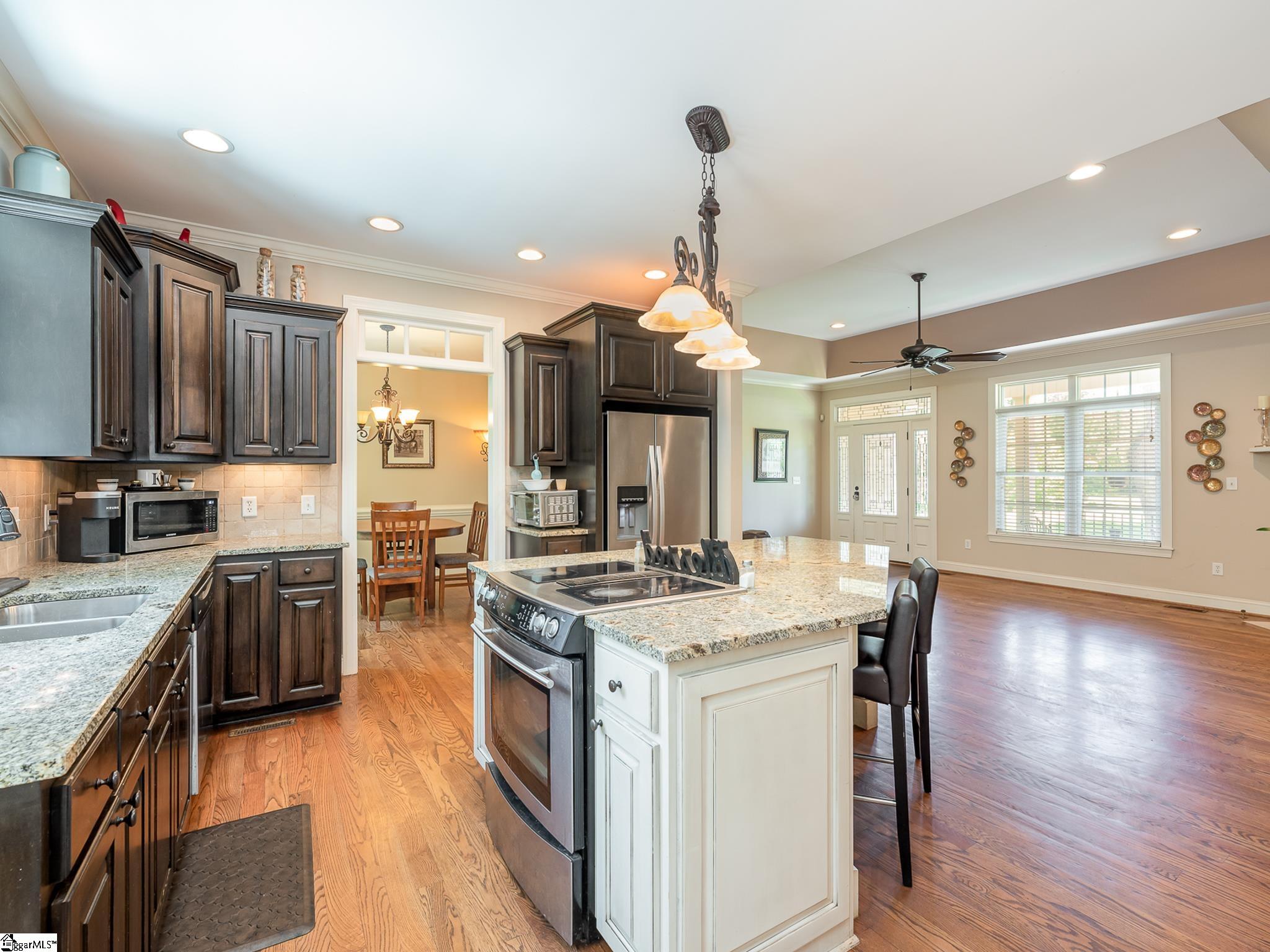 115 Woods Way Anderson, SC 29625 - Photo 11 of 36