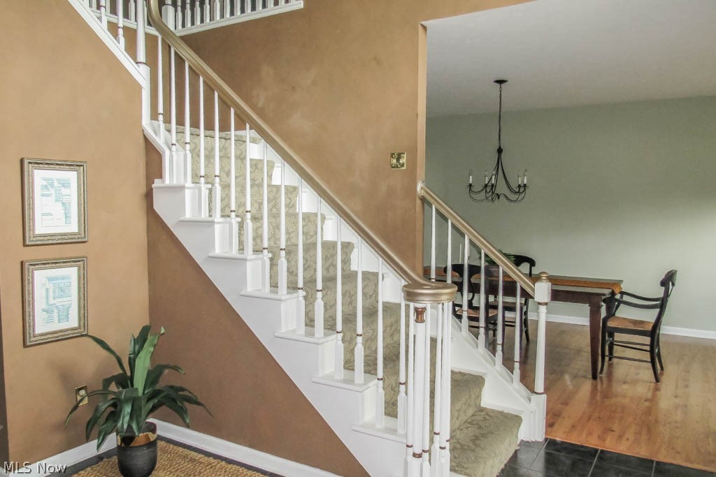 434 Longspur Road Highland Heights, OH 44143 - Photo 2 of 35 Foyer