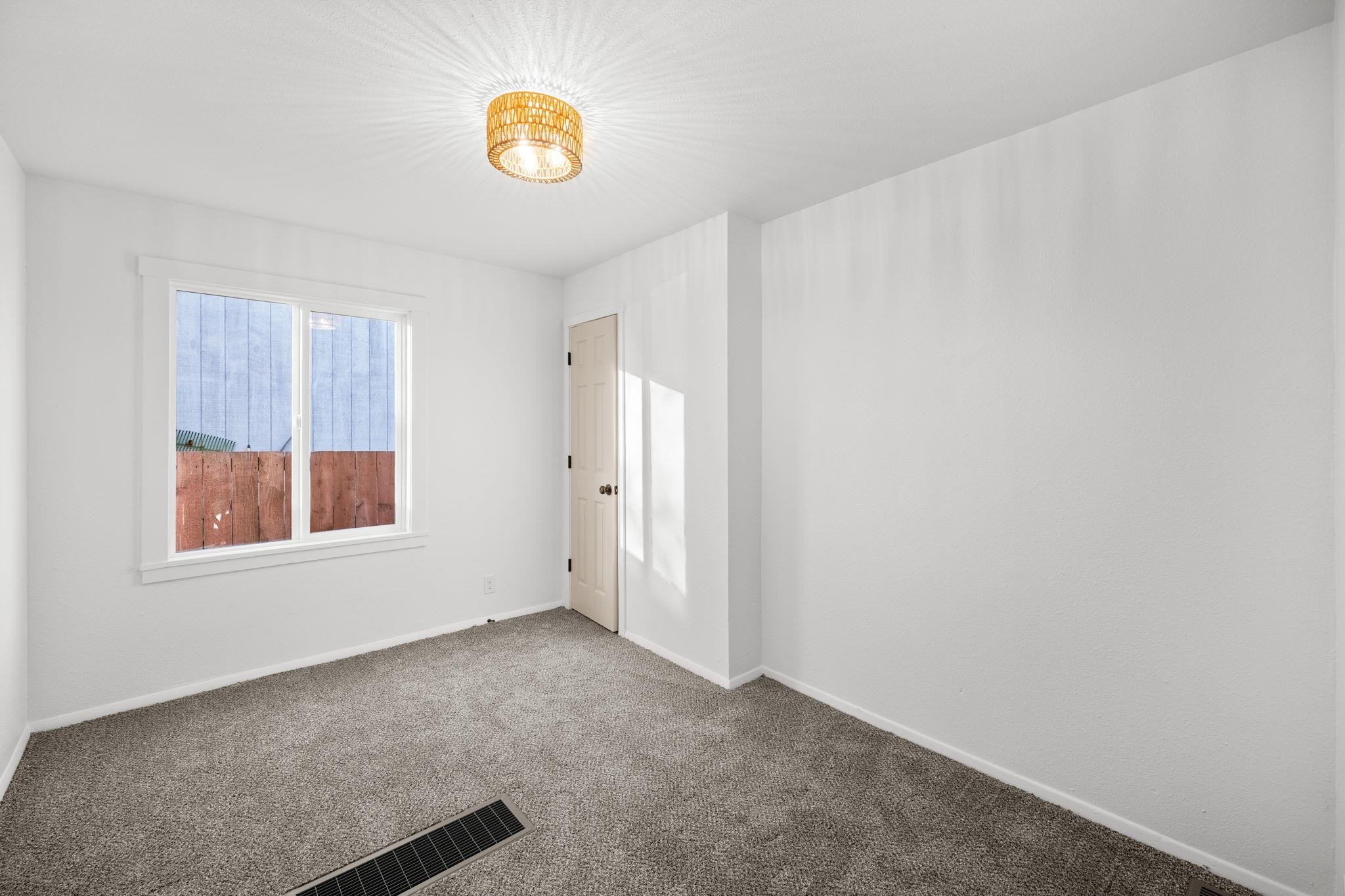 2113 East 5th Avenue Spokane, WA 99202 - Photo 14 of 26