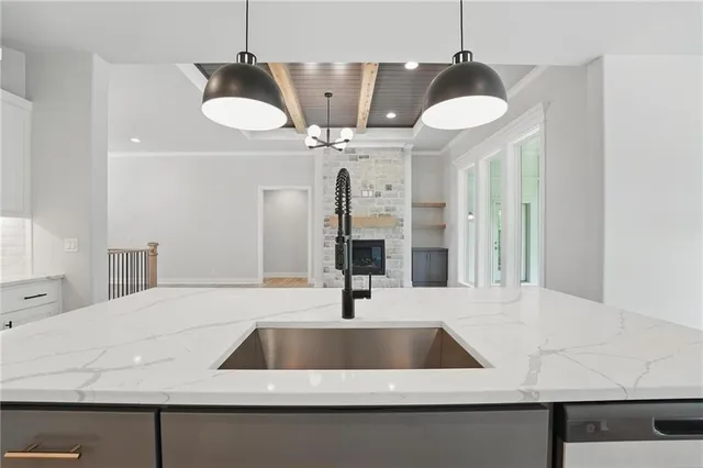 $707,500 | 1406 Northwest 106th Terrace, Kansas City, MO 64155