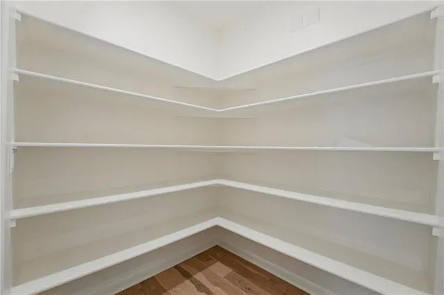 $707,500 | 1406 Northwest 106th Terrace, Kansas City, MO 64155