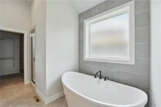 $707,500 | 1406 Northwest 106th Terrace, Kansas City, MO 64155