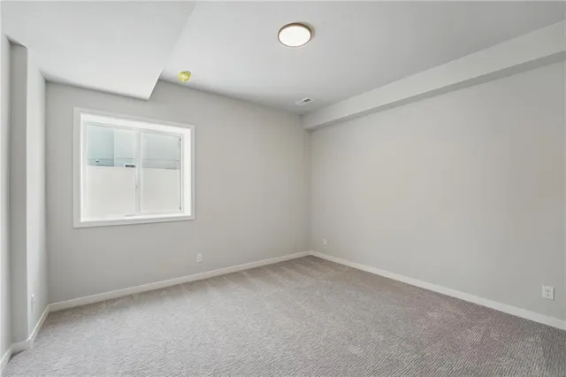 $707,500 | 1406 Northwest 106th Terrace, Kansas City, MO 64155