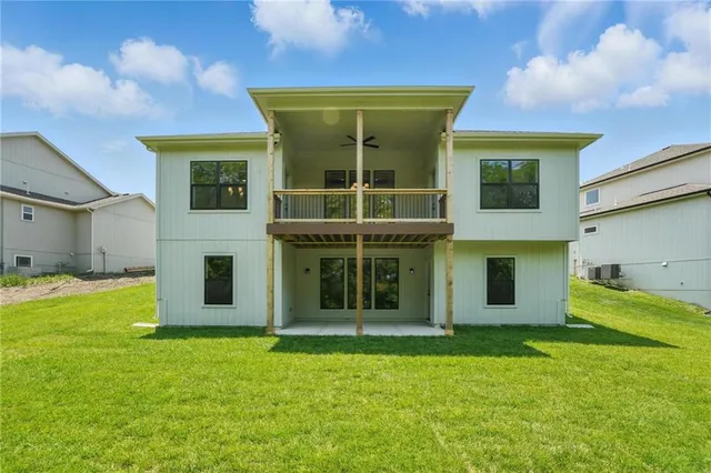 $707,500 | 1406 Northwest 106th Terrace, Kansas City, MO 64155