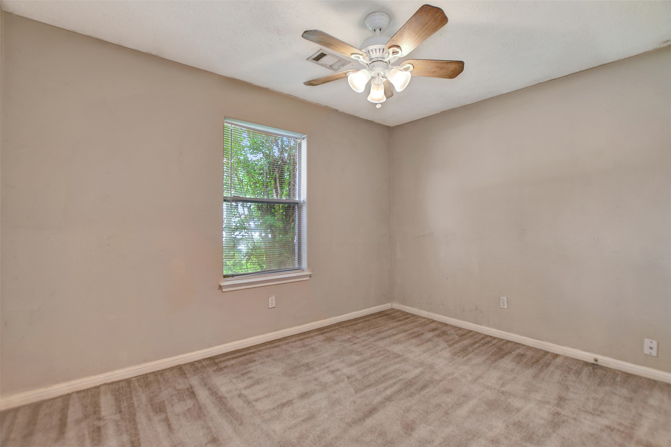 16400 Many Trees Lane Conroe, TX 77302 - Photo 29 of 36