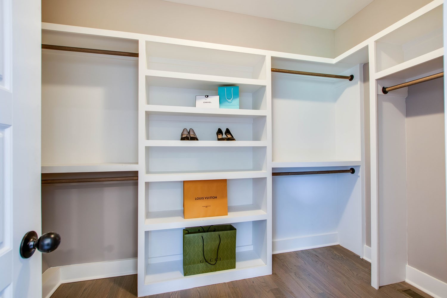 2502 Armstrong Valley Road Murfreesboro, TN 37128 - Photo 19 of 31 a room with a wooden floor and cabinets