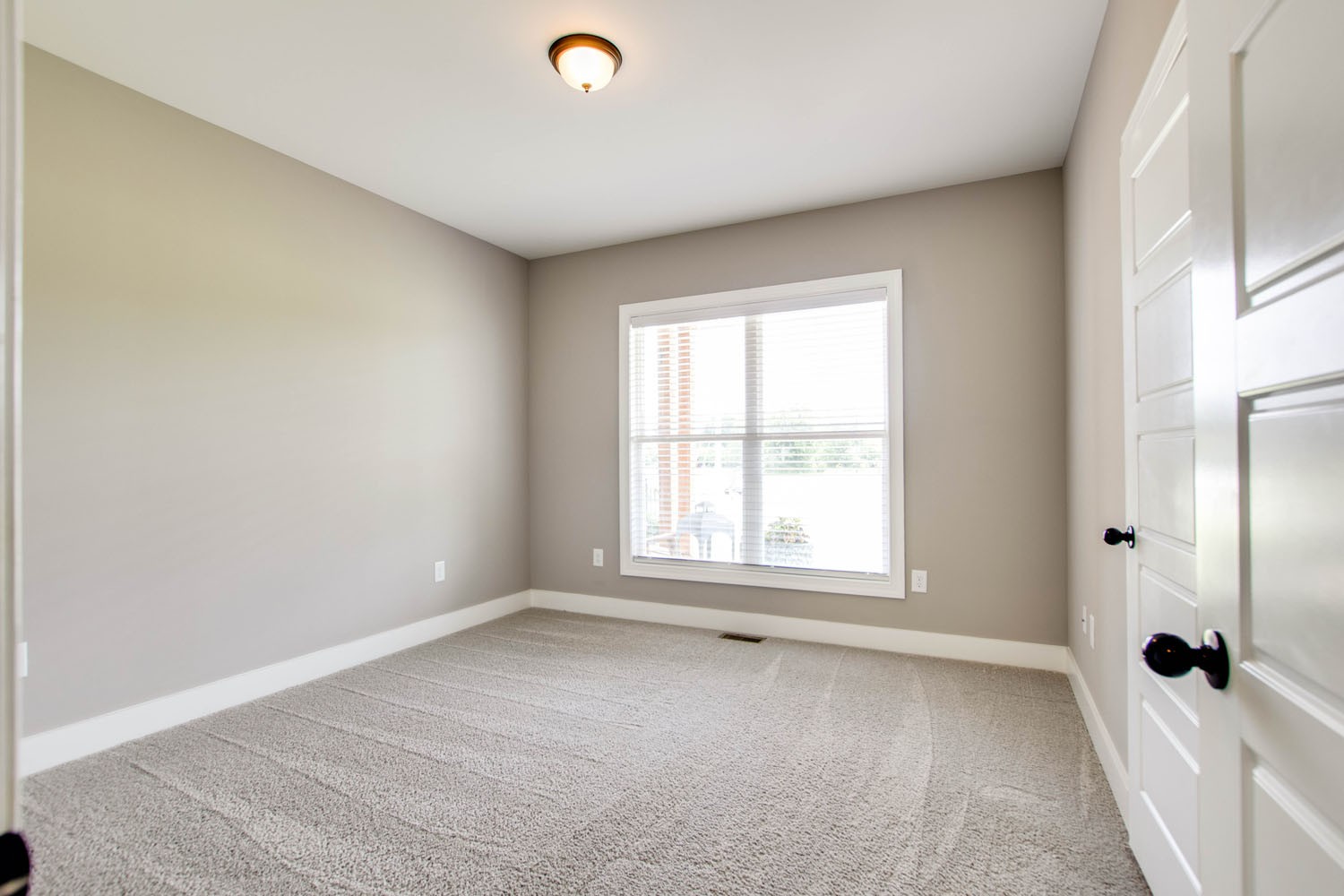 2502 Armstrong Valley Road Murfreesboro, TN 37128 - Photo 23 of 31 an empty room with windows