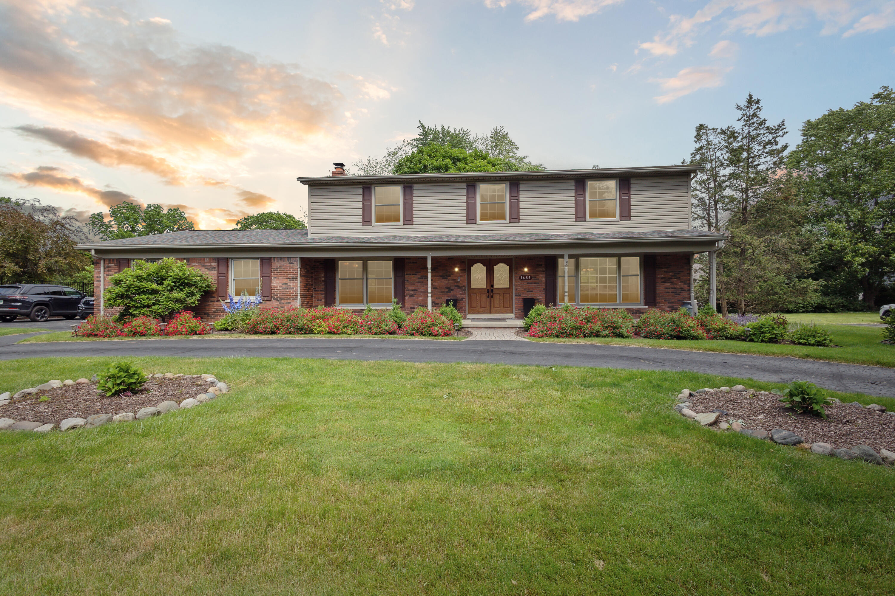 5681 Beechview Drive Rochester, MI 48306 - Photo 1 of 5 01-5681-Beechview-Dr-Rochester-MI-48306-