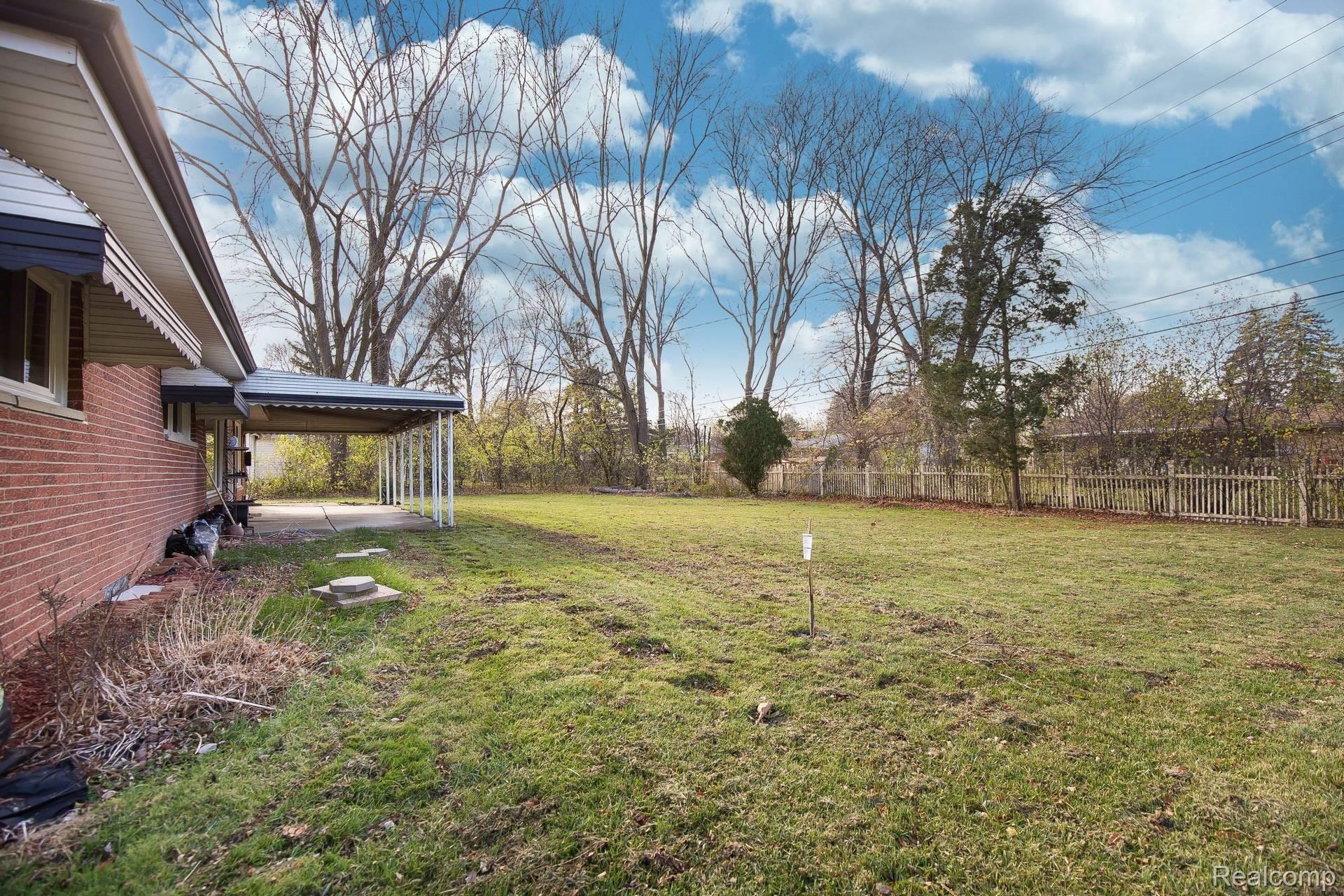 32315 Middlebelt Road Farmington, MI 48334 - Photo 24 of 24 ExtraImage-856714.jpg