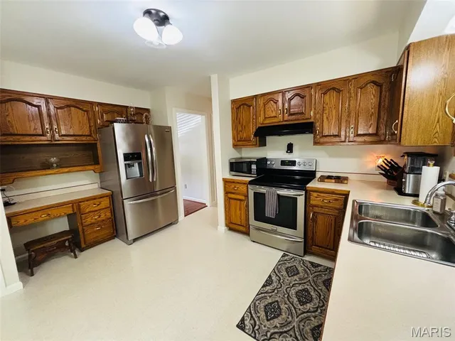 $359,000 | 132 Blue Ridge Trace, Festus, MO 63028