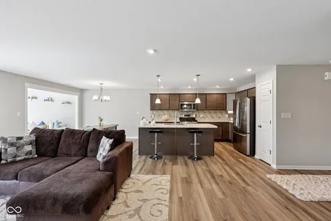 $274,000 | 7111 Lillian Place, Cumberland, IN 46229