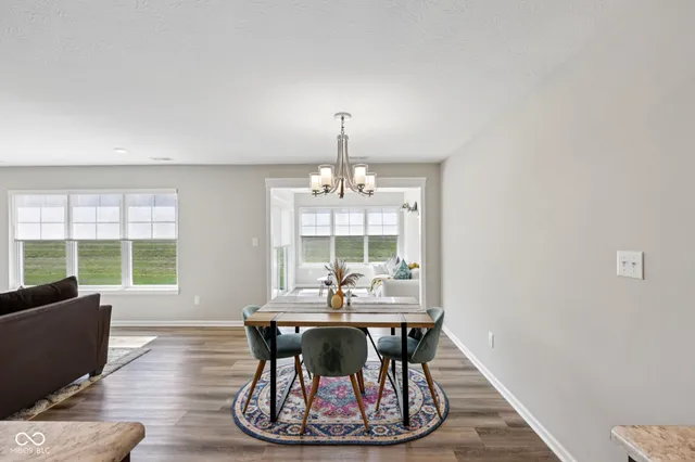 $269,900 | 7111 Lillian Place, Cumberland, IN 46229