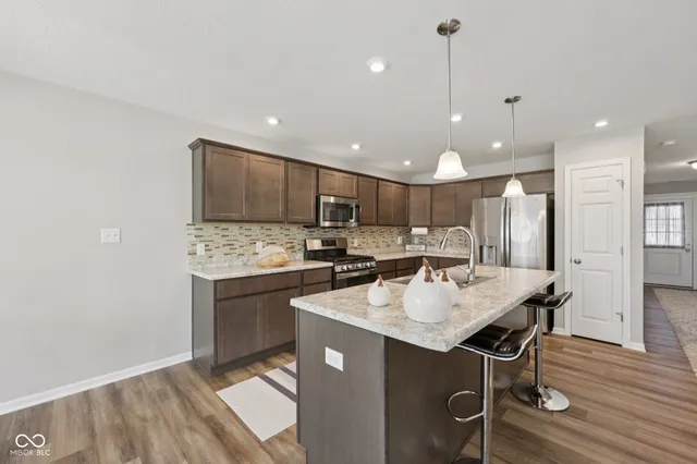 $269,900 | 7111 Lillian Place, Cumberland, IN 46229