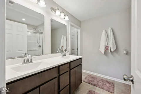 $274,000 | 7111 Lillian Place, Cumberland, IN 46229